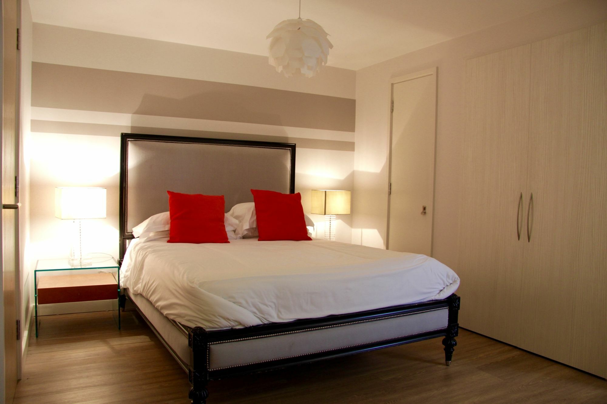 Lux Living - Florian House Apartamento